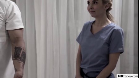 Врачиха прокатилась на крепком члене лысого мужика